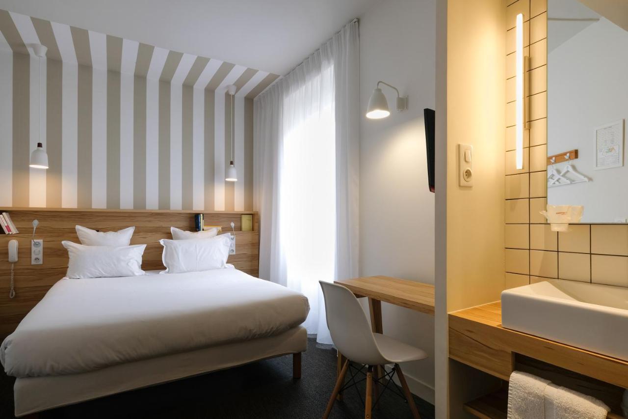 Hotel Et Apparts Marin Laval  Zewnętrze zdjęcie