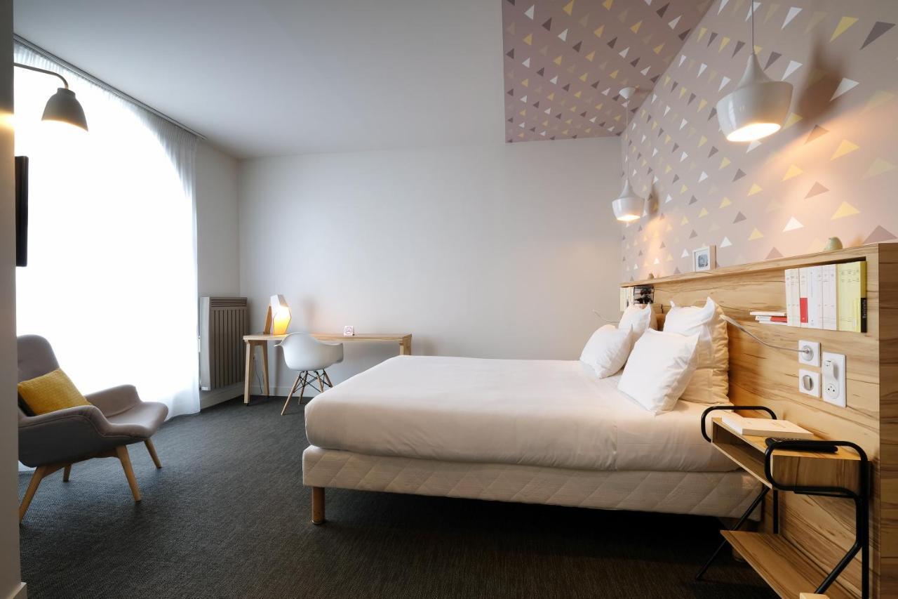 Hotel Et Apparts Marin Laval  Zewnętrze zdjęcie