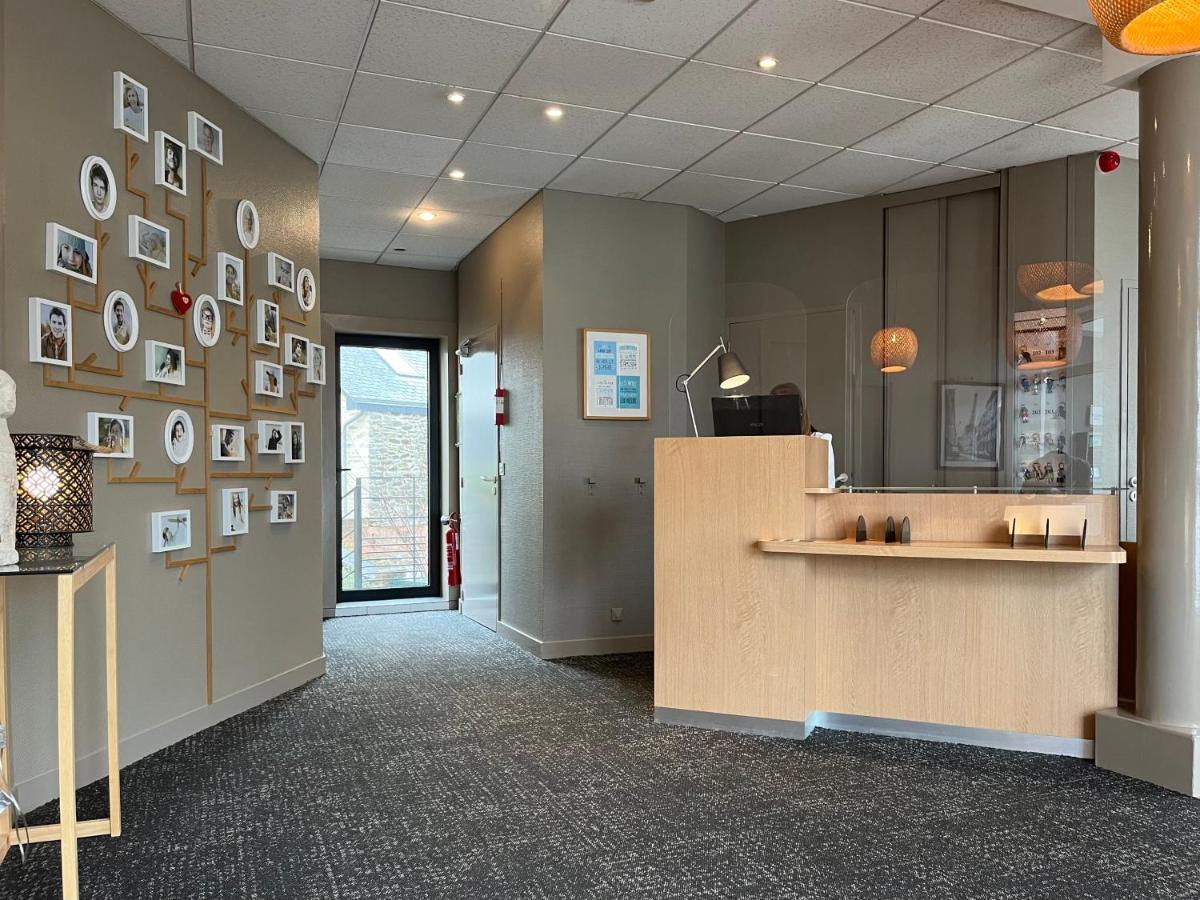 Hotel Et Apparts Marin Laval  Zewnętrze zdjęcie