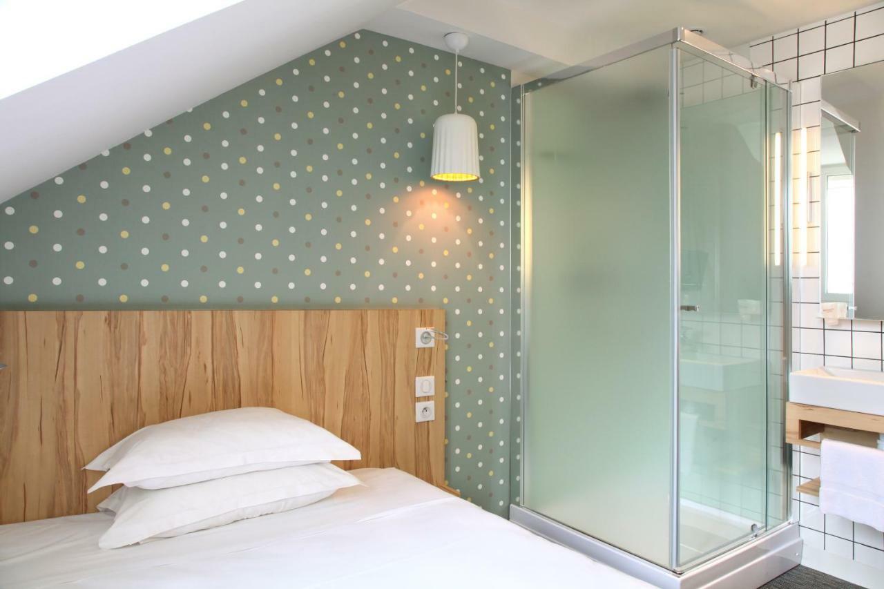 Hotel Et Apparts Marin Laval  Zewnętrze zdjęcie